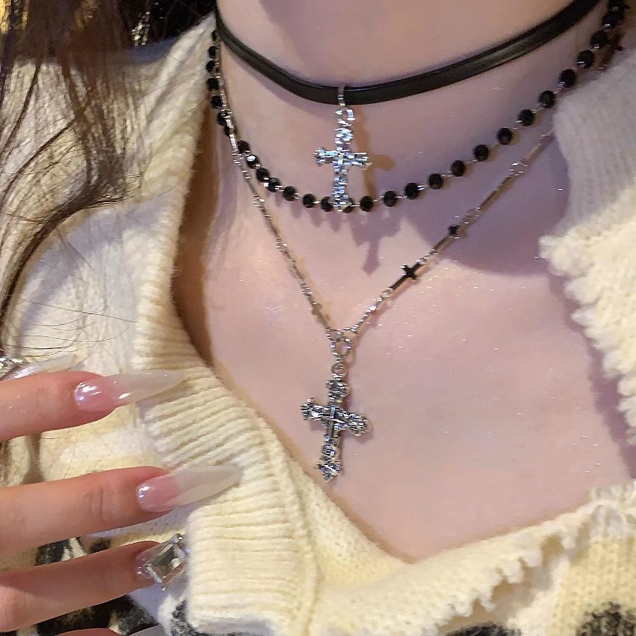 Colar com pingente de cruz gót - Women'S Emo Accessories avaliação e preço